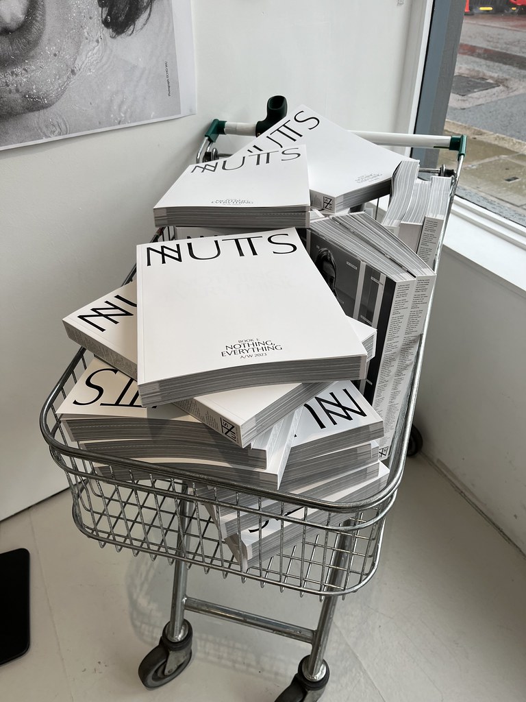 NUTTS magazine by FOOD